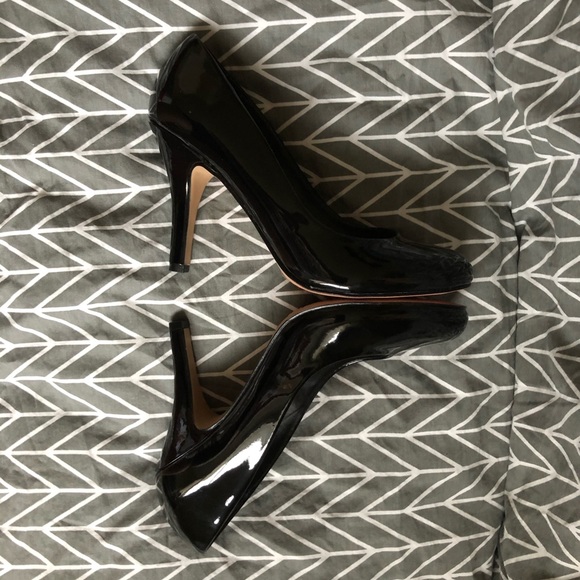 Kelly & Katie Heels, Round Toe - Black, Size 8 - Picture 12 of 16